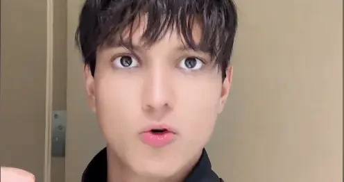 8d7e3f1dedb8465ab7af7b7fcedfb929.webp