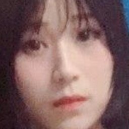 嘴硬的女生欠吻!嘴硬的男生欠打!